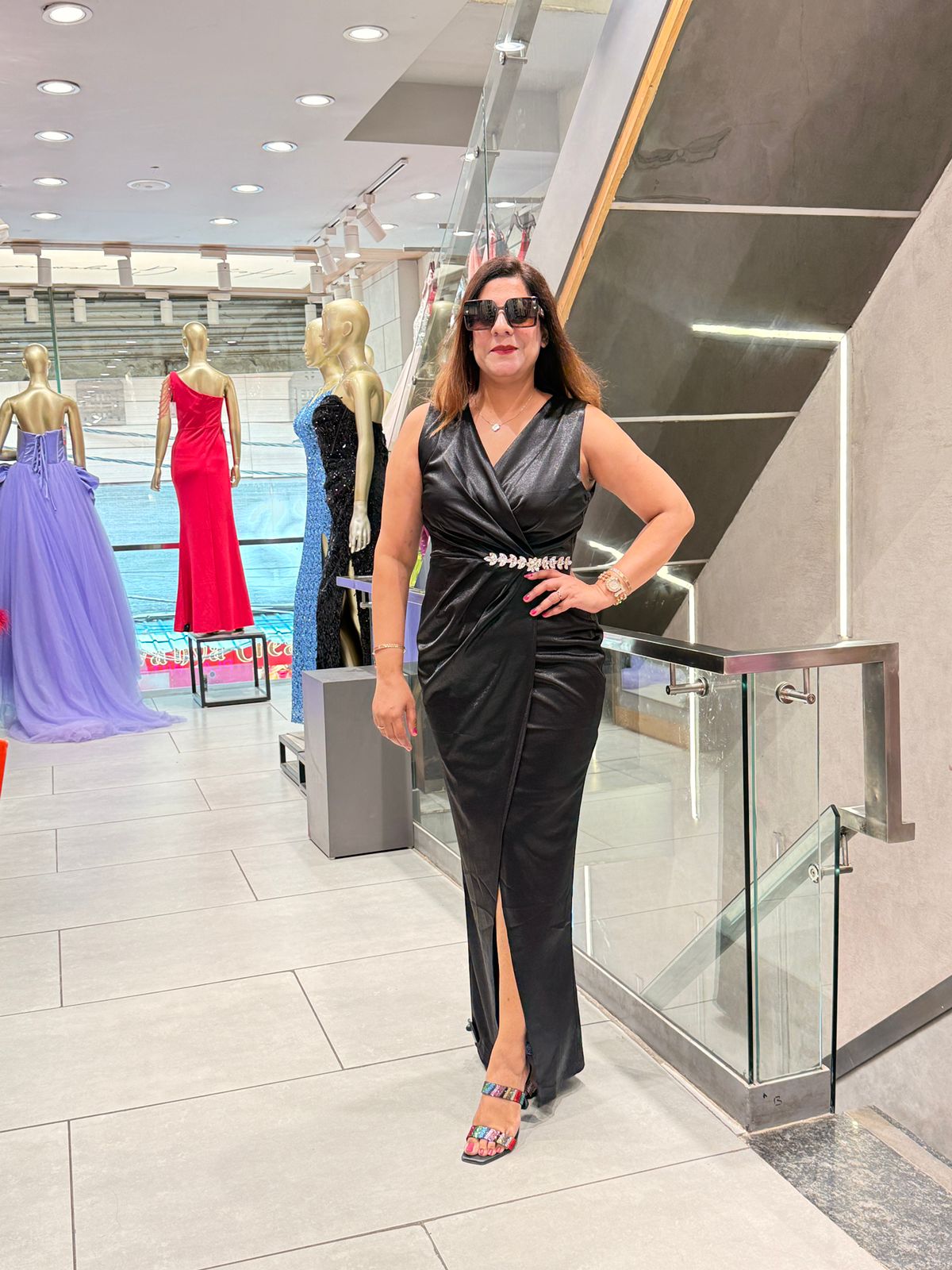 Elegant Western Gown with Waist Embellishment