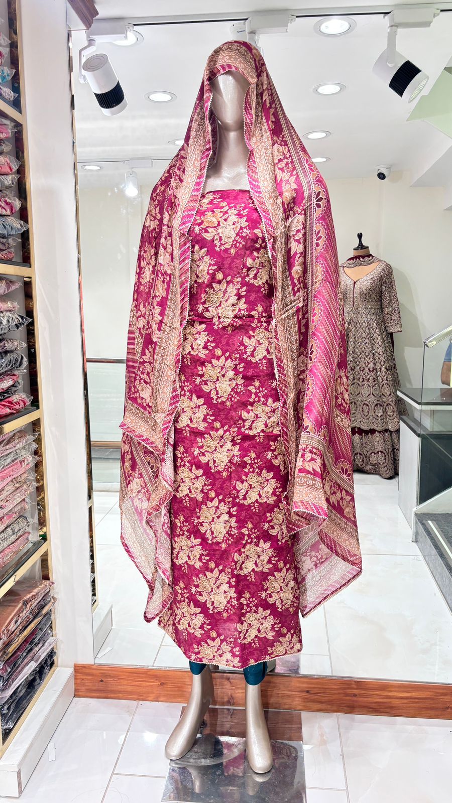 Suit Sets: Buy Latest Salwar Suit for Women