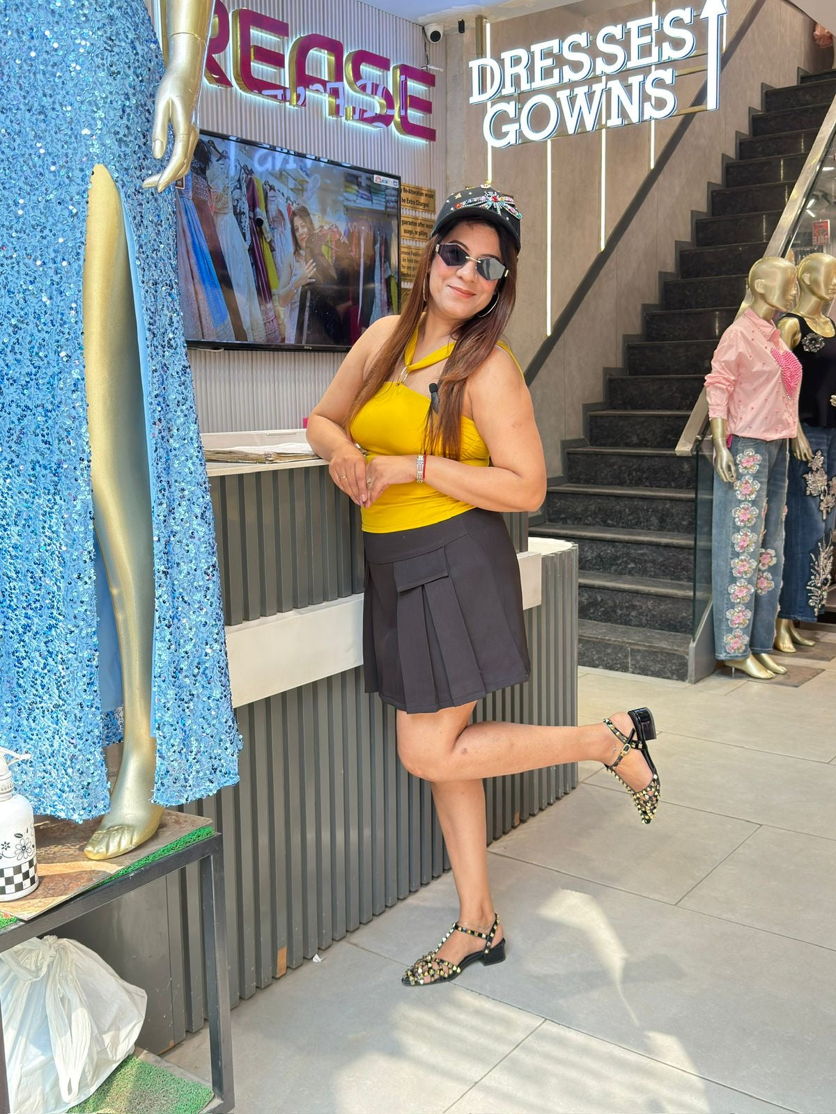 crop top with short skirt