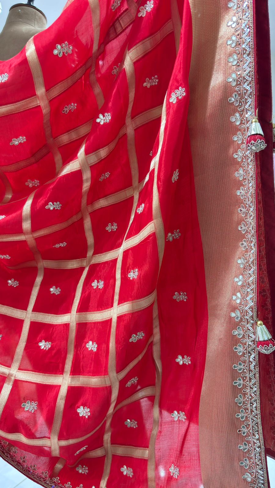 Attractive Soft Banarasi Silk Saree with Matching Blouse Piece