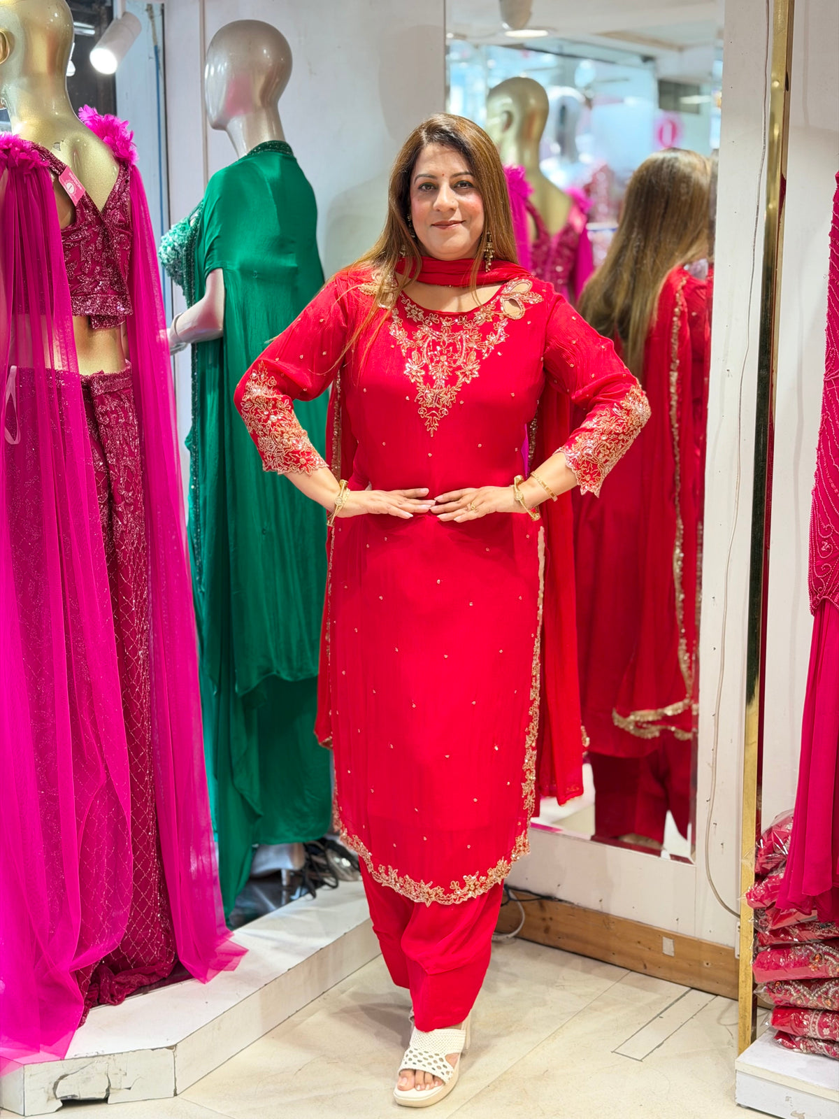 Embroidered Curved-Hem Kurta Suit Set with Dupatta – Bright Crimson